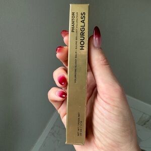 Hourglass Phantom Volumizing Glossy Balm in Haze